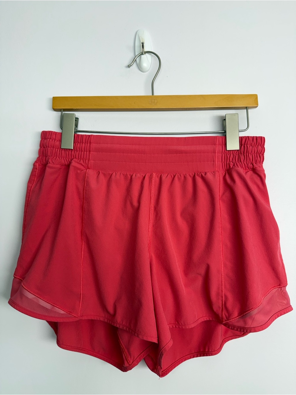 148: Lululemon Hotty Hot High-Rise Lined Short 4" Glaze Pink Size 10